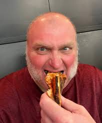 Jersey bar pies: rolled dough vs pan pressed