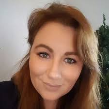 Clara Larkin's Instagram, Twitter & Facebook