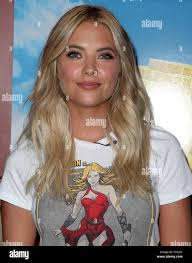 BeautyCon and Ashley Benson host a special fan screening of Pixels  Featuring: Ashley Benson Where: Los Angeles, California, United States  When: 12 Jul 2015 Stock Photo - Alamy