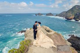 Maybe you would like to learn more about one of these? Prewedding Perwira Polisi 27 Foto Pre Wedding Di Pantai Siung Jogja Prewed Avi Anton Fotografer Di Pantai Pramugari
