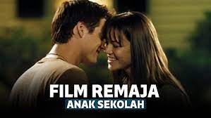 Jika kamu salah satunya, rekomendasi film romantis barat berikut ini menjadi yang tidak boleh untuk dilewatkan. 9 Film Hollywood Anak Sekolah Dijamin Bikin Nagih Nonton