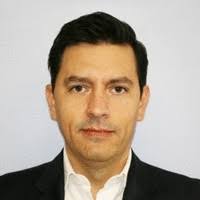 100+ perfiles de «Peter Delgado»