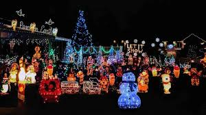 6 Spectacular Christmas Lights Around Rochester Day Trips Around Rochester Ny Day Trips Holiday Lights Trip