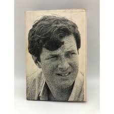 Vintage THE ANDROMEDA STRAIN Novel by: Michael Crichton 1969