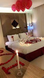 150 Sweet Romantic Valentine S Home Decorations That Are Really Easy To Do Hike N Dip Romantic Bedroom Decor Bedroom Decor For Couples Romantic Room Decoration