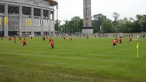 Browse 1,923 eintracht frankfurt training session stock photos and images available, or start a new search to explore more stock photos and images. Eintracht Frankfurt Training 1 3 Youtube