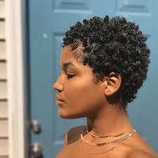 Afro curly hair is natural hair that has a beautiful dome or sphere shape that grows up and out like a traditional afro, but it has a curly appearance instead of a soft puffy appearance. How To Use A Hair Sponge For Short Natural Hair