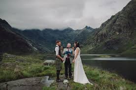 Secret Scottish Elopement On The Isle Of Skye Laura Damian Scottish Elopement Highland Wedding Scotland Wedding