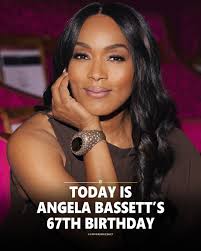 🎂 Happy 67th Birthday to Annette Bening