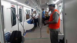 Dari sejak pertama ada kereta bandara di kualanamu medan saya sudah pengen banget cobain. Sensasi Naik Kereta Super Canggih Di Bandara Soetta Warta Kota