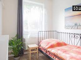 Eine gedenktafel in der kollwitzstr. 4 Zimmer Wohnung Mieten Berlin Pankow Wohnungen Zur Miete In Pankow Berlin Mitula Immobilien