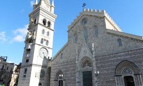 It is located near the northeast corner of sicily, at the strait of messina, opposite villa san giovanni on the mainland, and has close ties with. Messina Italien Tourismus In Messina Tripadvisor