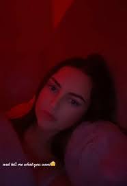 Lily Hooper's Instagram, Twitter & Facebook