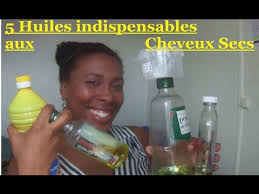 De nombreuses études ont mis en si l'huile de pépins de raisin est très utilisée en soin capillaire, ce n'est pas pour rien. Mes 5 Huiles Indispensable Pour Les Cheveux Seccs Afros Crepus Frises Et Boucles Youtube