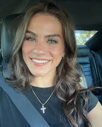 Mariyah Arnett (@mariyaharnett) • Instagram photos and videos