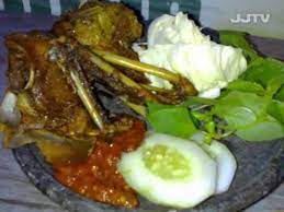 Lihat juga resep bebek goreng madura sambal korek enak lainnya. Bebek Purnama Surabaya Youtube