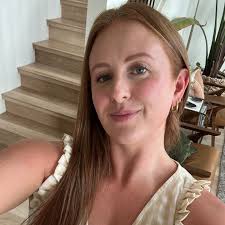 Debbie Crawford (@gingerdeb.house)