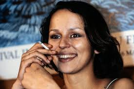 Christine Boisson, atriz de 'Emmanuelle', morre aos 68 anos