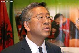 Thirrja e Donald Lu për Berishën nga oborri i PD