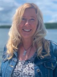 Susan Mazzarella's Instagram, Twitter & Facebook