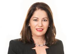 Grey nomads, wage rises pitched to solve regional Queensland worker  shortage