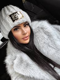 Czapka damska z naszywką OLAVOGA LILO