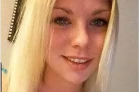 Danielle Haywood's Instagram, Twitter & Facebook