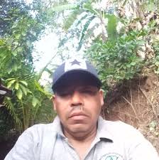 El reconocido abogado Francisco Bertrand Galindo está sufriendo un grave  problema renal y necesita donantes de sangre A2B RH+. Solo le sirve este  tipo de sangre. Favor comunicarse al teléfono 7506-6500 con