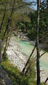 Camp Soca Traumhafter Naturcamping Am Schonsten Fluss Europas Urlaub Reisen Slowenien Urlaub Soca Slowenien