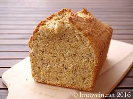 Bei uns zuhause durfte man sich zum geburtstag immer zwei kuchen zum geburtstag raussuchen. Saftiger Nusskuchen Haselnusskuchen Brotwein
