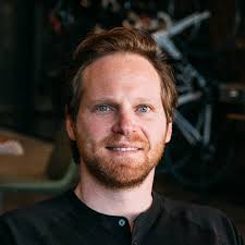 Dennis Burggraaff Email & Phone Number