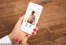 Dating is hard work, so we did some of the legwork for you by taking a deep dive into 10 of the most popular we weren't popular enough to get into the league, the dating app for celebrities. You Ve Been Dating Wrong Experts Reveal What Not To Do If You Re Trying To Find A Partner On An App Daily Mail Online