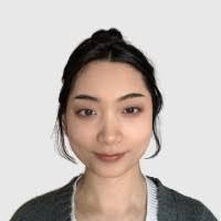 60+ perfiles de «Selina»