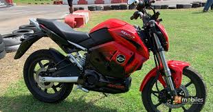 Locate your rv400 from anywhere you want or put a boundary on its movement and make it theft proof, all through the myrevolt app. Riding The Revolt Rv400 India S First Electric Motorbike 91mobiles Com
