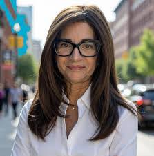 Heidi Kilmer's Instagram, Twitter & Facebook