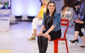 Solo su news e anticipazioni uomini e donne potete trovare in anteprima e in esclusiva le anticipazioni di e' la volta di samantha, gero e lara. Anticipazioni Uomini E Donne Colpo Di Scena In Studio Samantha Ha Scelto City Milano News