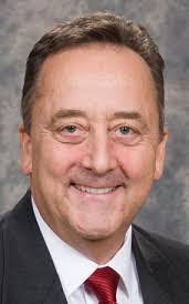 Timothy Ogle's Instagram, Twitter & Facebook