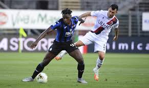 2 andreas skov olsen (dr) bologna 3. Muriel Shrugs Off Injury To Help Atalanta Beat Bologna 1 0 Taiwan News 2020 07 22