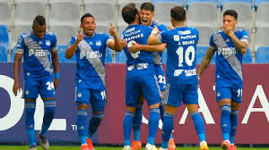 En sus últimos encuentros cosechó 1 victoria, 1 derrota y 2 empates. Foto Emelec Arribo A Argentina Y Se Prepara Para Visitar A Talleres