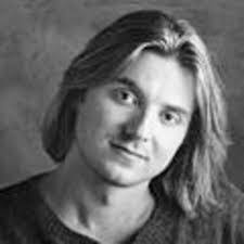 Debbie Conlan's Instagram, Twitter & Facebook