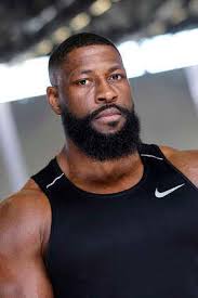 Bodybuilder Edgard John Augustin auf der Internationalen Leitmesse für  Fitness, Wellness und