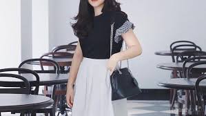 Maybe you would like to learn more about one of these? Ladies Rekomendasi 4 Online Shop Ini Punya Koleksi Model Sling Bag Cantik Yang Kekinian