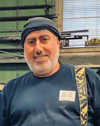 Vår arbetsledare Emil, är ingen linslus så det har smugit sig in två Door'n  Dock kollegor😉 Teamwork💪 Fortsatt fin semester på er Emil, Anton, Salem  och Witeck🌻 önskar chefen🤓 . #sesvets #arbetskollegor #