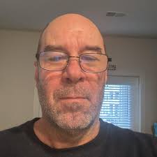 Where to find restaurants in Charleston serving fried Perch, Red Snapper,  and Orange Roughy?