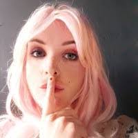 Dawn Sadlowski's Instagram, Twitter & Facebook