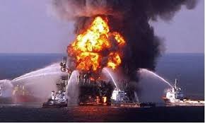 Una fuga submarina cerca de una plataforma marina de la estatal petróleos mexicanos (pemex) ha provocado. Reportan Incendio En Plataforma Petrolera En Golfo De Mexico Jose Cardenas