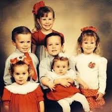 May 03, 2018 · jim bob and michelle duggar. 14 Duggar Throwback Photos Ideas Duggars 19 Kids And Counting Duggar Family