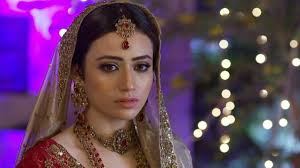 Sana Javed is making a comeback to television with Khaani