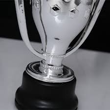 Maybe you would like to learn more about one of these? Kupit Ispaniya Ispanskaya Futbolnaya Liga La Liga Trofej Kopiya Trofej 15 Sm Evro Kubok Futbol Liga Evropy Trofej Sravnenie Cen V Internet Magazinah S Dostavkoj Nedorogo Harakteristiki Foto I Otzyvy Pokupatelej