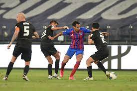 Berikut admin akan cuba kongsikan live streaming bola sepak jdt vs selangor bagi liga super 2019. Johor Darul Ta Zim 6 1 Selangor Brace For Safawi And Ramadhan In Another Spanking At Sultan Ibrahim Stadium Goal Com